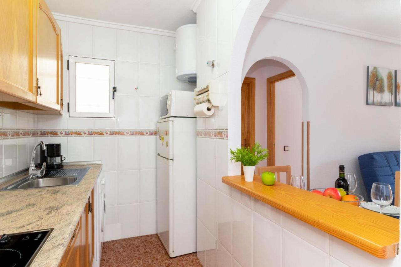 Apartamentos Villa Madrid Torrevieja Kültér fotó